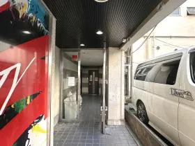 道玄坂1丁目事務所ビルの外観