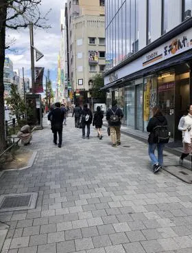 KHKビルの外観
