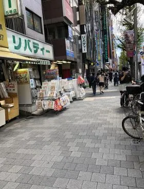KHKビルの外観