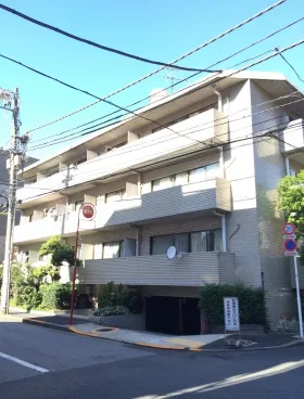 メゾン東麻布ビルの外観