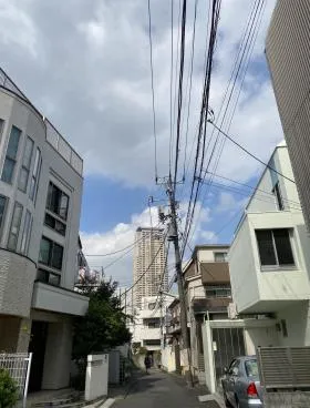 ROCK1STビルの外観
