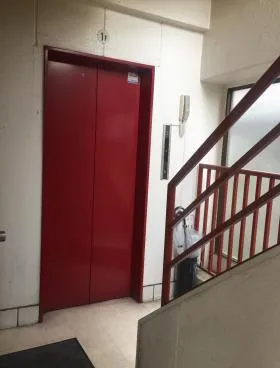 小林ビルの外観