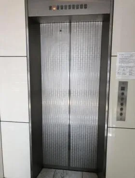 三橋ビルの外観