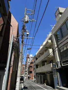 新宿Yビルの外観