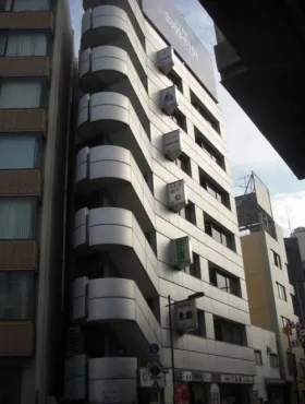 東園ビルの外観