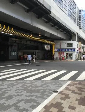 東園ビルの外観