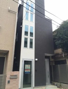 クリアスタイル青山ビルの外観