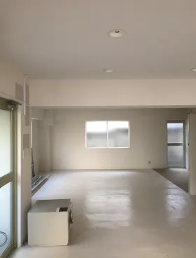 昌栄マンションビルの外観