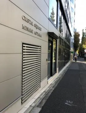 クリスタルスクエア南青山の外観
