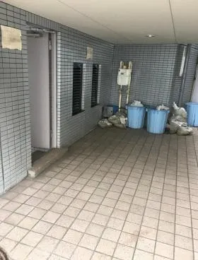 三田稲毛屋ビルの外観