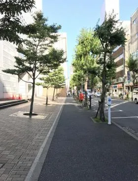 横浜メディア・ビジネスセンターの外観