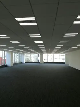 ラティス青山スクエアの外観