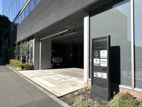ラティス青山スクエアの外観