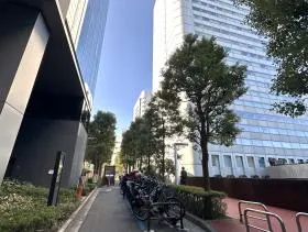ラティス青山スクエアの外観