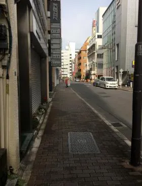 ウエノエストビルの外観