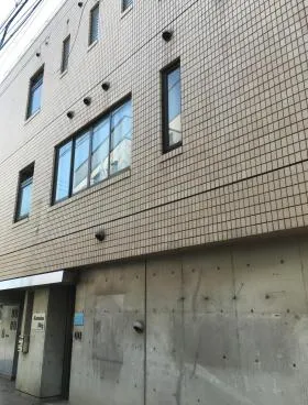 U Base 神宮前(旧:小松ビルディングの外観
