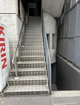 高田馬場ペガサスビルの外観