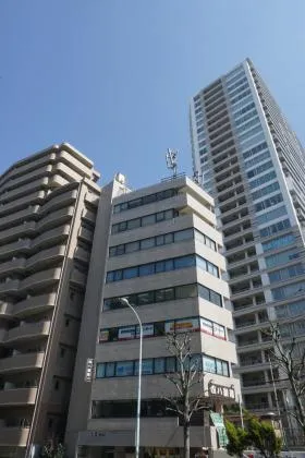 九久ビルの外観
