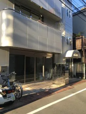 イマス山吹町ビルの外観
