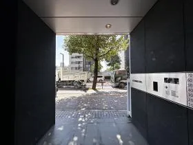 寿ビルの外観