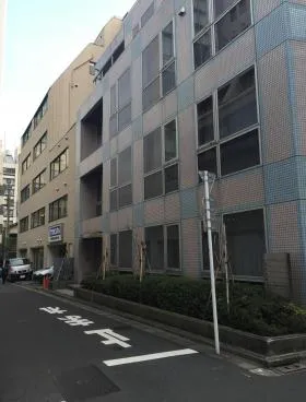 八洲ビルの外観