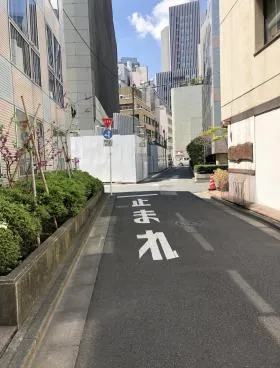 八洲ビルの外観