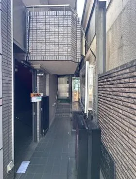 近江屋ビルの外観