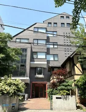 高橋ビルの外観