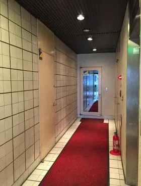 中根ビルの外観