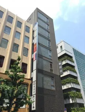 鮨源ビルの外観