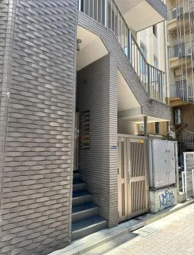 鮨源ビルの外観