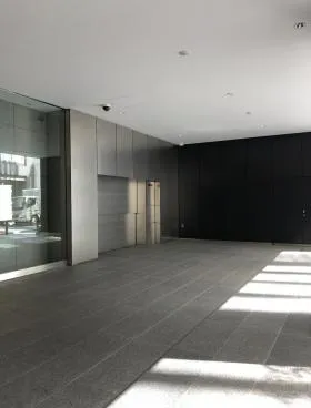 PMO新日本橋ビルの外観