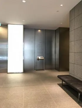 PMO新日本橋ビルの外観
