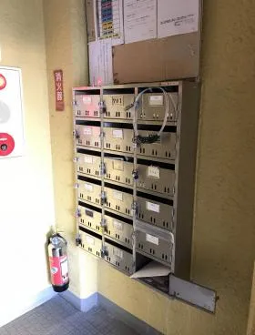 パレドール新宿の外観