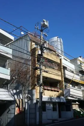 麻布TRONの外観