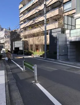 麻布TRONの外観