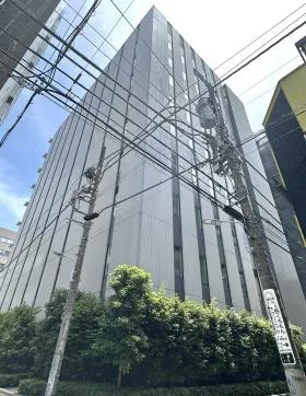 オリックス上野1丁目ビルの外観