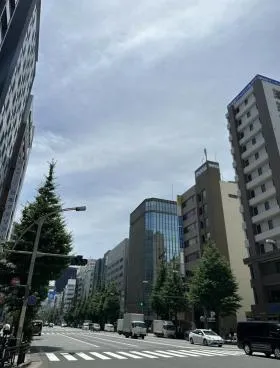 オリックス上野1丁目ビルの外観