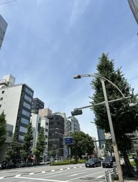 オリックス上野1丁目ビルの外観