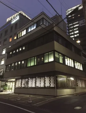 東部ビルの外観