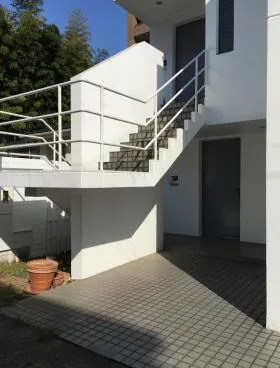 六番町ハウスビルの外観