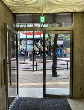 橋本ビルの外観