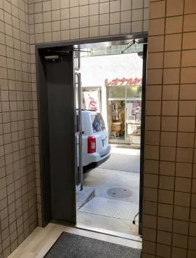 浜ビルの外観