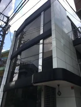 ペルファヴォーレビルの外観