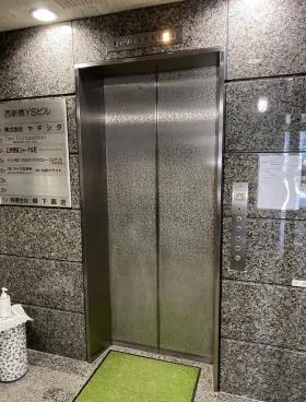 西新橋YSビルの外観