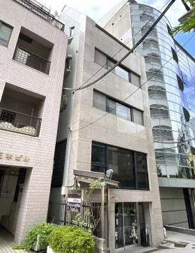 佐藤ビルの外観