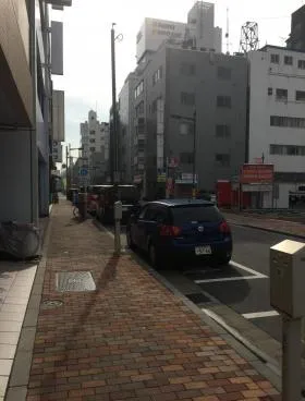 丸幸ビルの外観