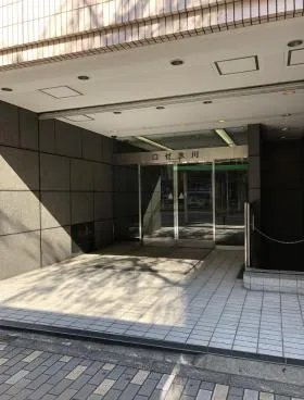 ロゼ氷川ビルの外観