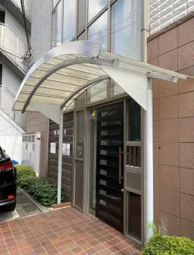 AKビルの外観