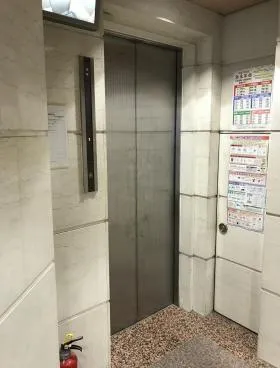 岩本町藤田ビルの外観
